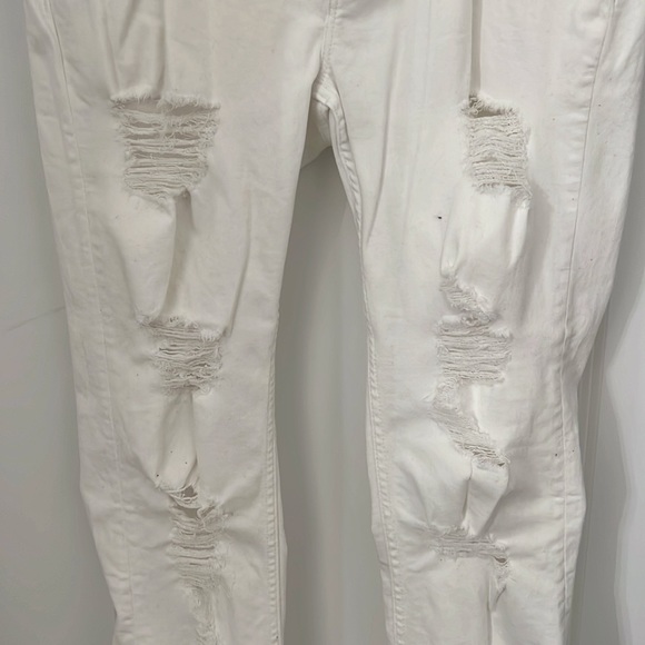 Vigoss Distressed Jeans - Picture 2 of 5